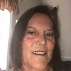 Meet your Posher, Vickie